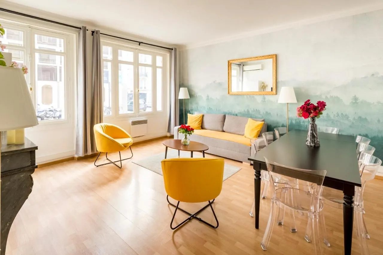 Cozy Apartment - Champs Elysees - Mollien Paris